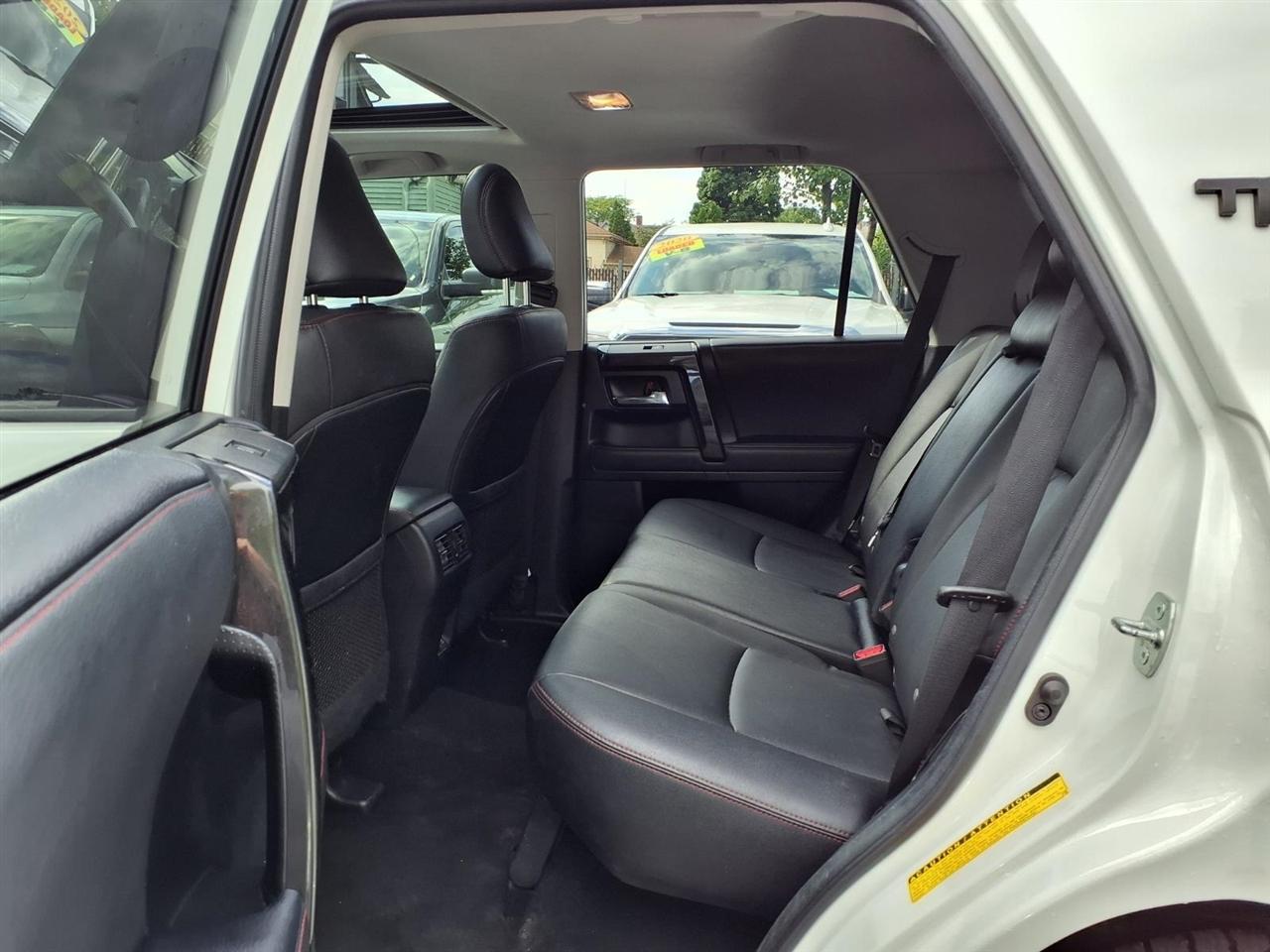 Toyota 4Runner TRD Off Road Premium 4WD (Natl) 2022
