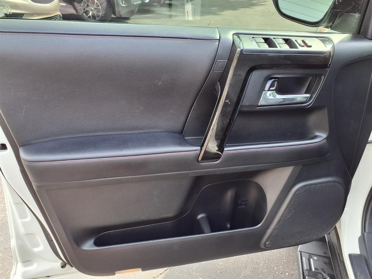 Toyota 4Runner TRD Off Road Premium 4WD (Natl) 2022