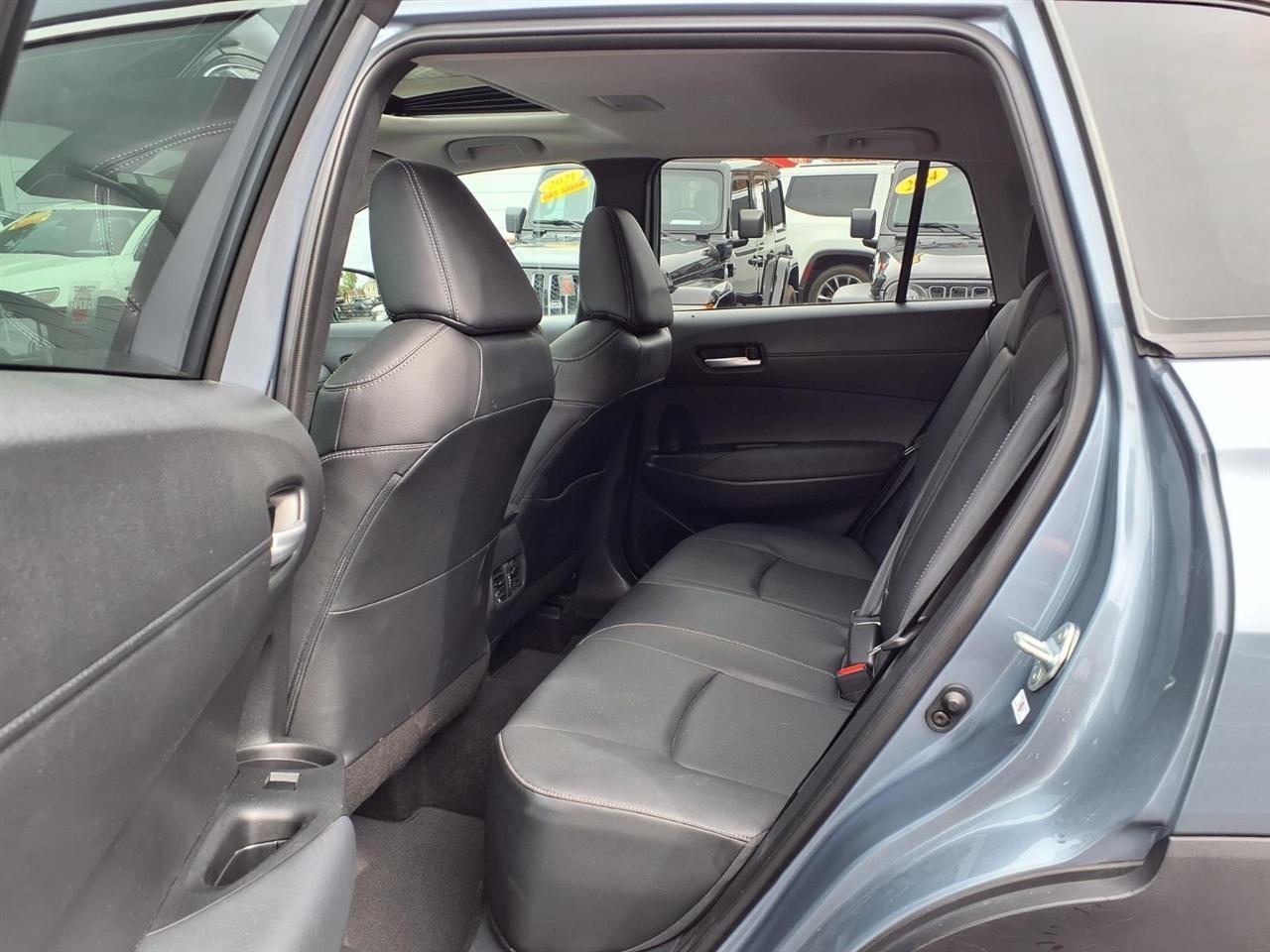 Toyota Corolla Cross XLE 4WD (Natl) 2022