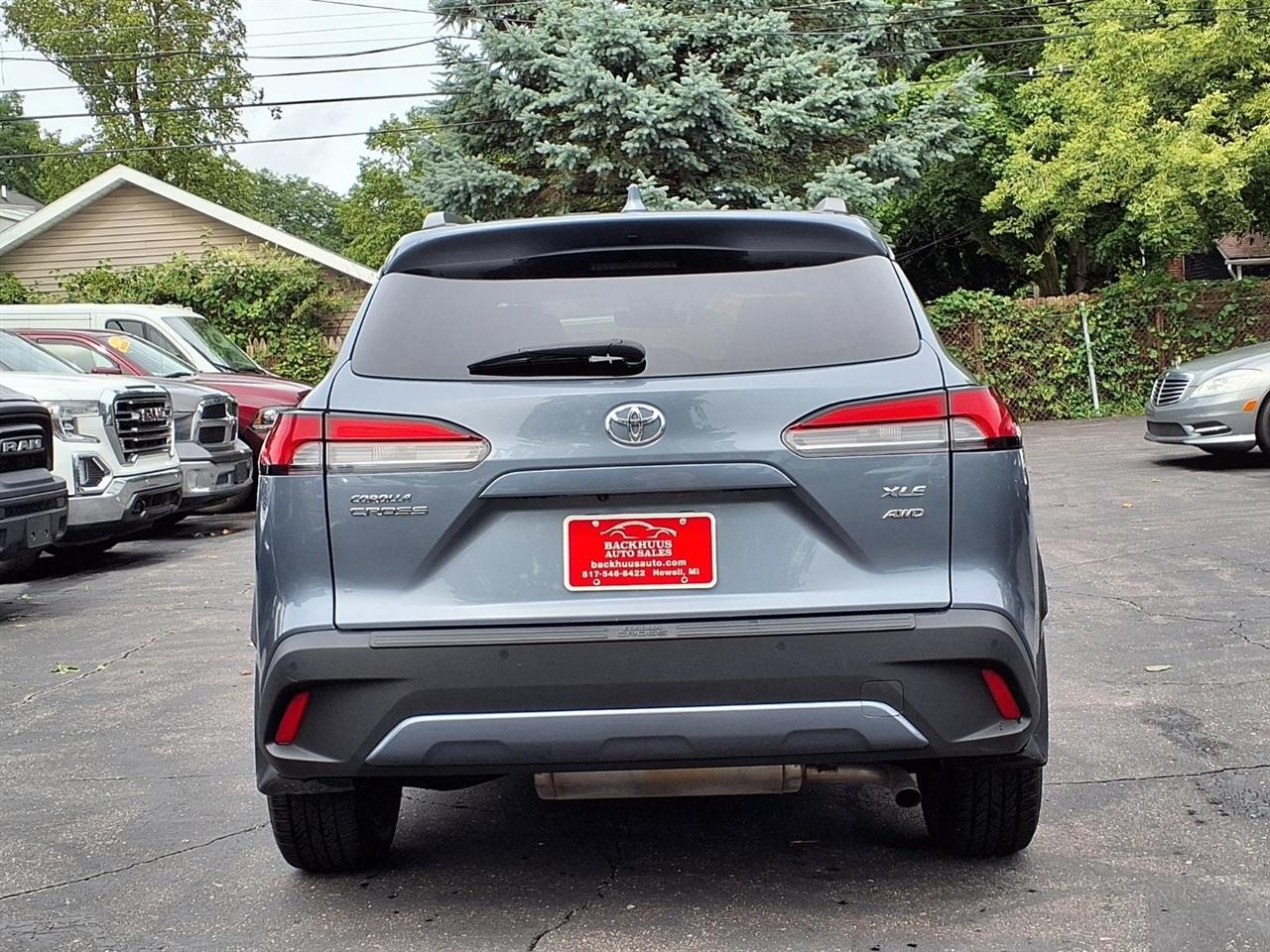 Toyota Corolla Cross XLE 4WD (Natl) 2022