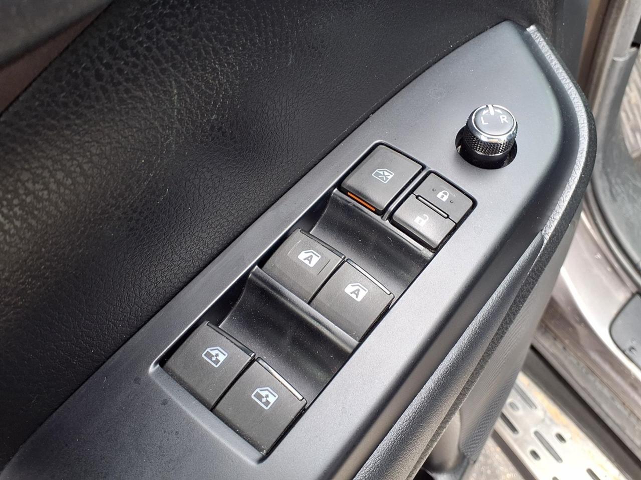 Toyota Highlander AWD 4dr V6 XLE (Natl) 2016