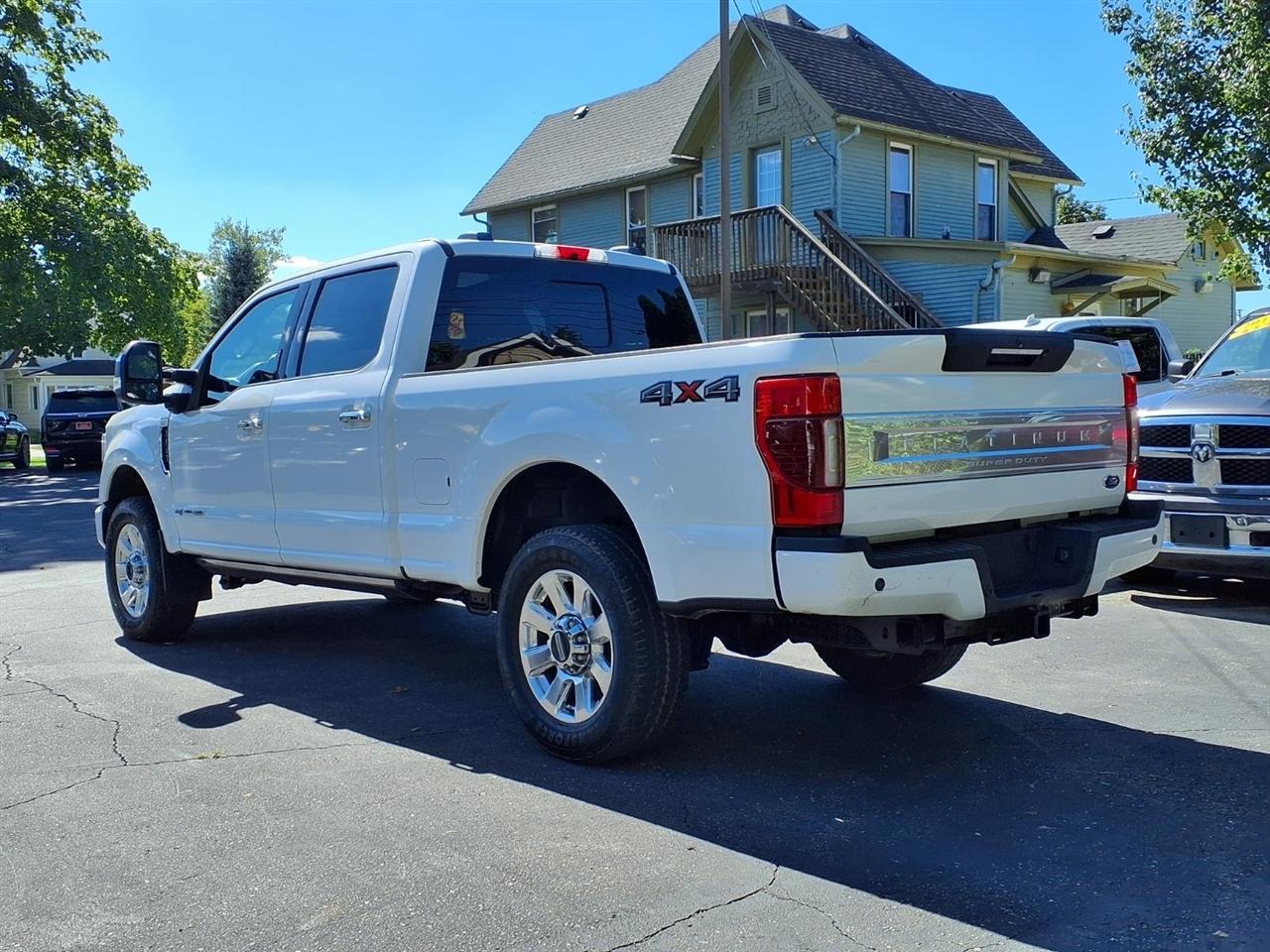 Ford Super Duty F-250 SRW King Ranch 4WD Crew Cab 8' Box 2022