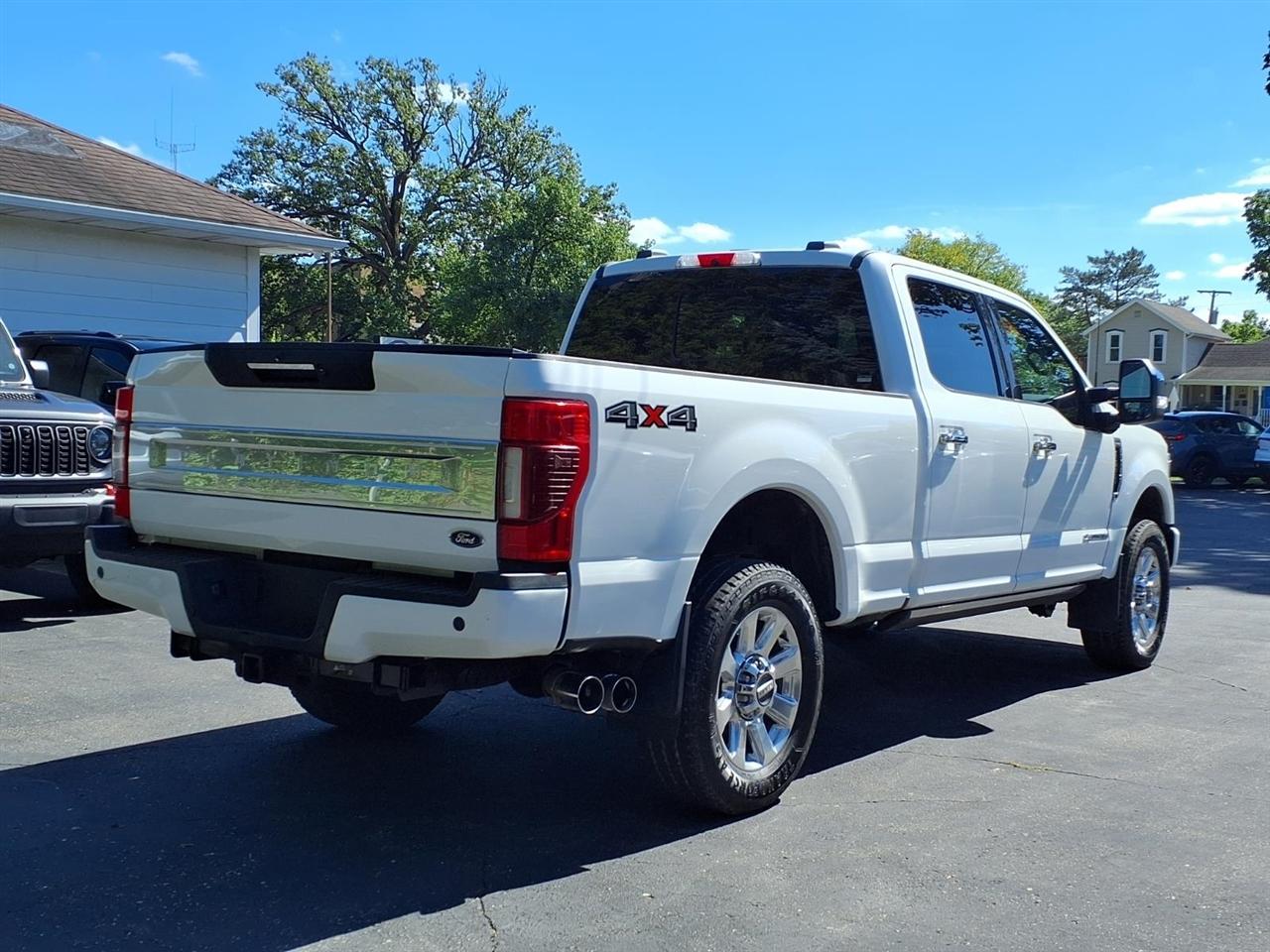 Ford Super Duty F-250 SRW King Ranch 4WD Crew Cab 8' Box 2022