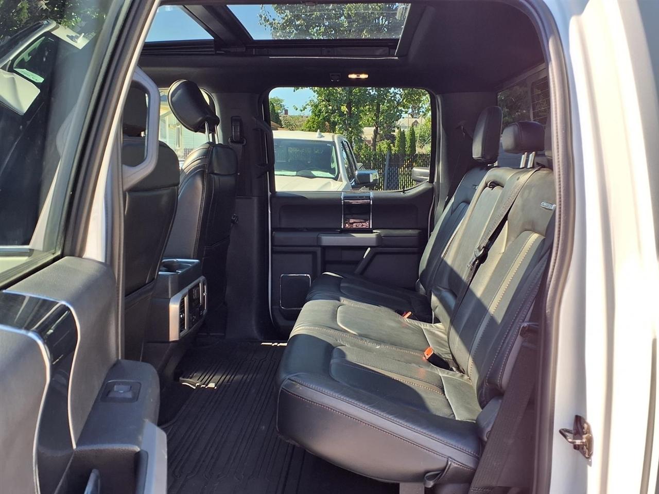 Ford Super Duty F-250 SRW King Ranch 4WD Crew Cab 8' Box 2022