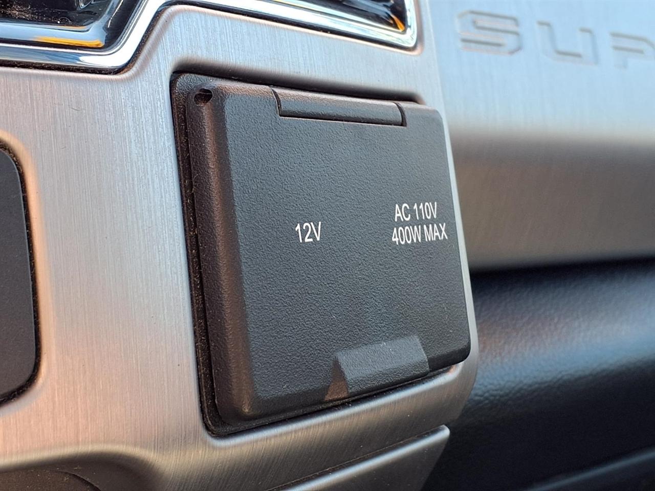 Ford Super Duty F-250 SRW King Ranch 4WD Crew Cab 8' Box 2022