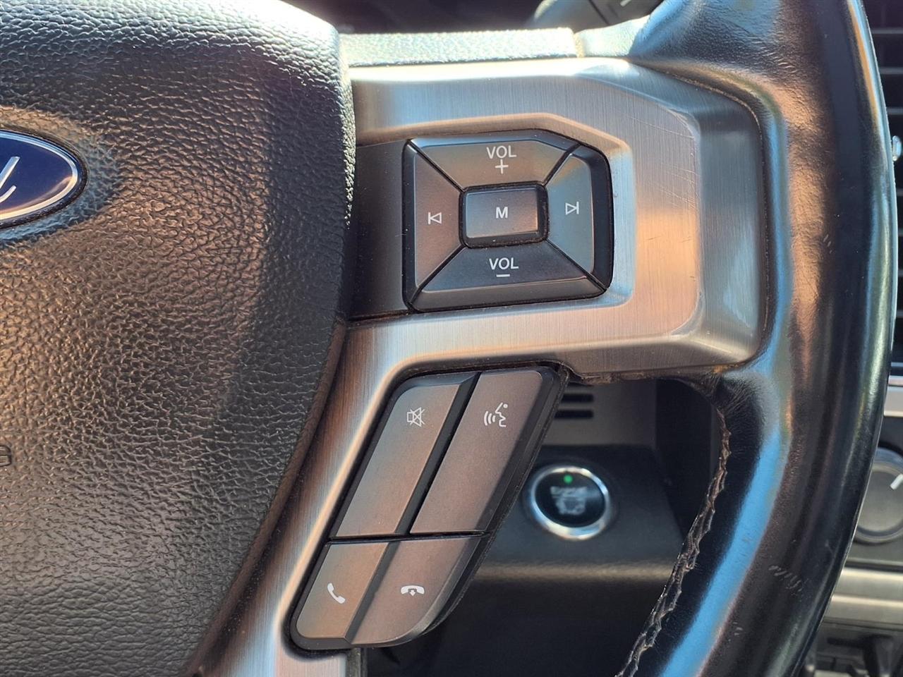 Ford Super Duty F-250 SRW King Ranch 4WD Crew Cab 8' Box 2022
