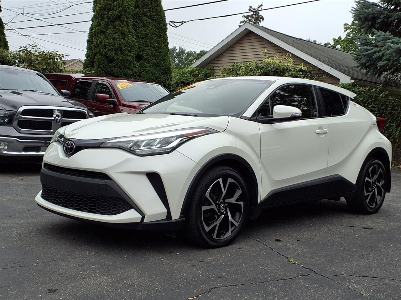 Toyota C-HR Nightshade FWD (Natl) 2021