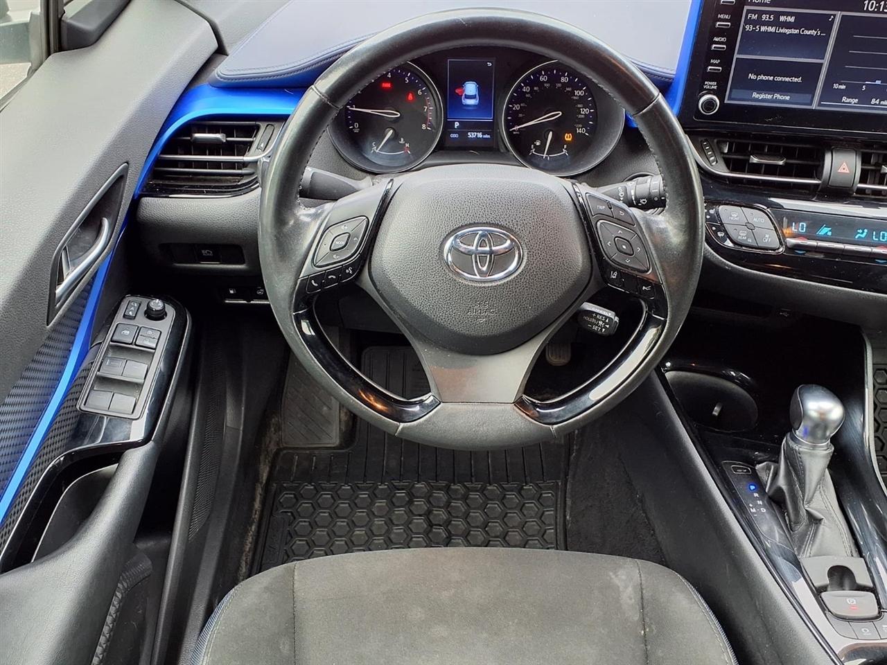 Toyota C-HR Nightshade FWD (Natl) 2021