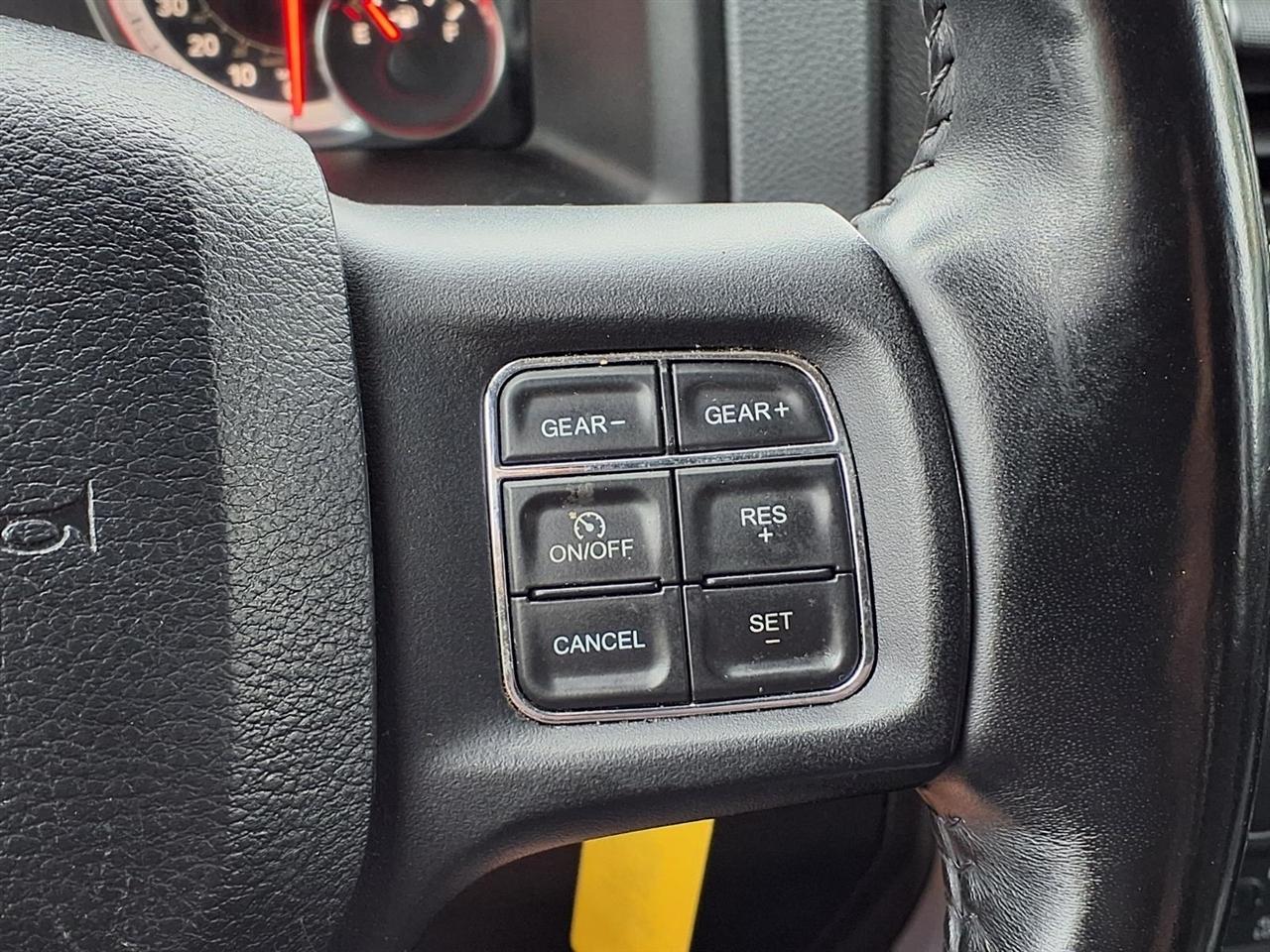 RAM 1500 Classic Warlock 4x4 Crew Cab 5'7" Box 2019