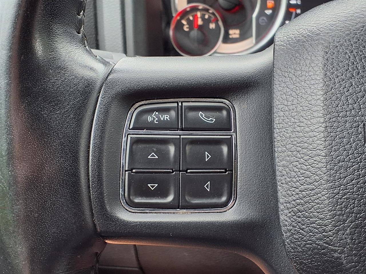 RAM 1500 Classic Warlock 4x4 Crew Cab 5'7" Box 2019