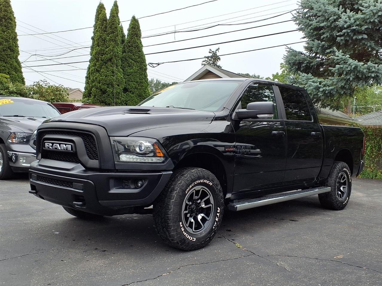 RAM 1500 Classic Warlock 4x4 Crew Cab 5'7" Box 2019
