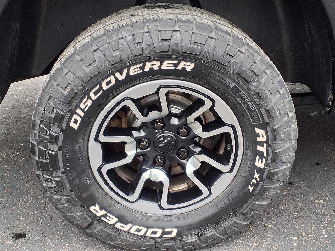 RAM 1500 Classic Warlock 4x4 Crew Cab 5'7" Box 2019