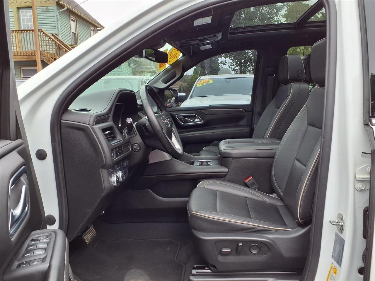 GMC Yukon XL 4WD 4dr SLT 2023
