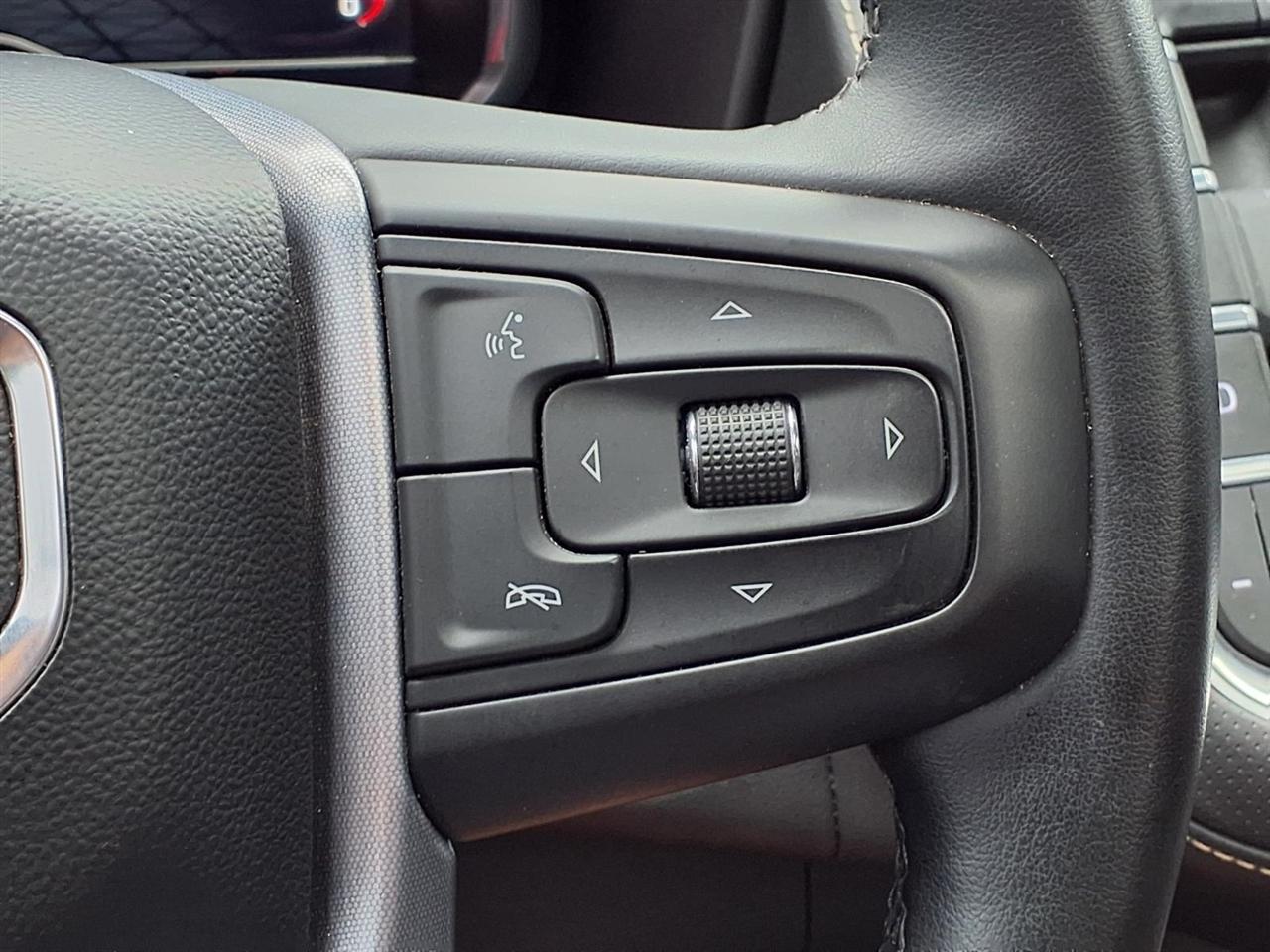 GMC Yukon XL 4WD 4dr SLT 2023
