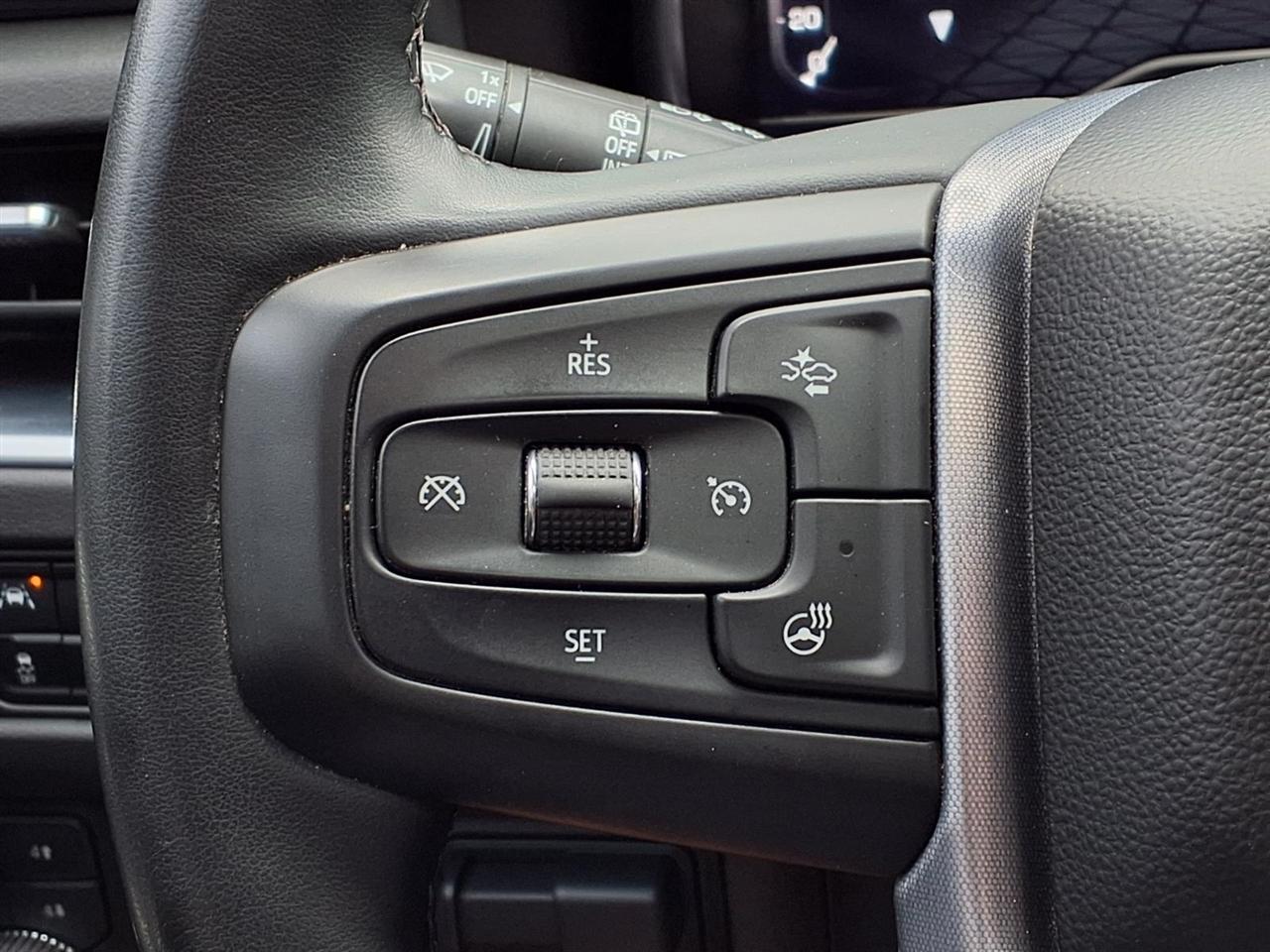 GMC Yukon XL 4WD 4dr SLT 2023