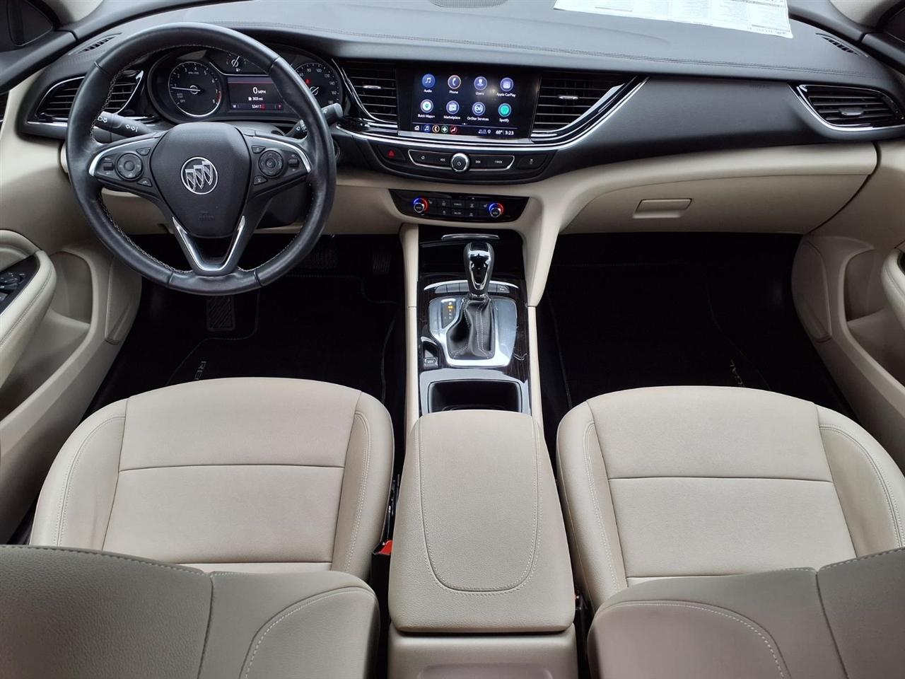 Buick Regal Sportback 4dr Sdn Essence FWD 2018