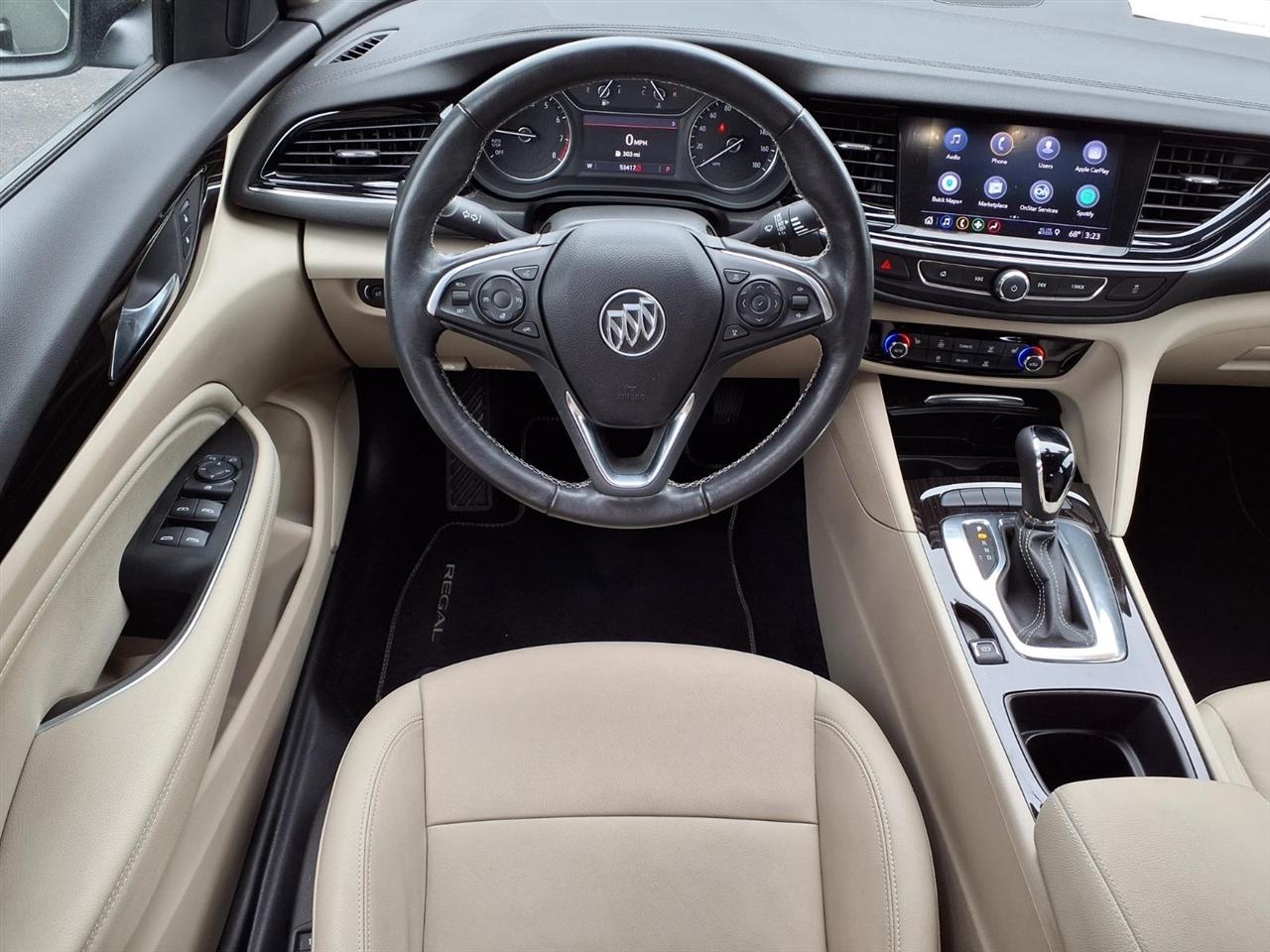 Buick Regal Sportback 4dr Sdn Essence FWD 2018