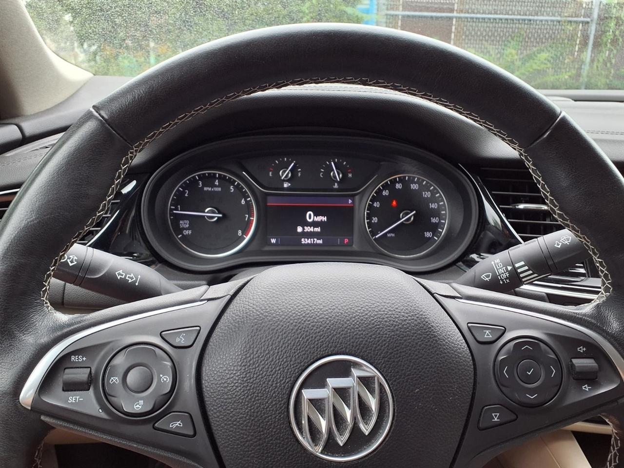 Buick Regal Sportback 4dr Sdn Essence FWD 2018