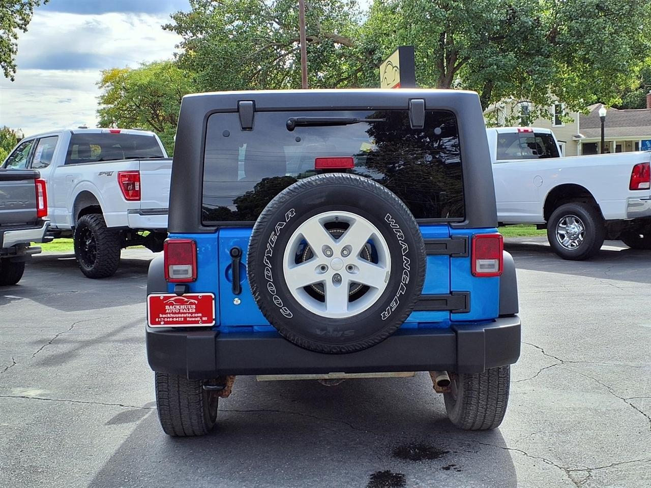 Jeep Wrangler Unlimited 4WD 4dr Sport 2015