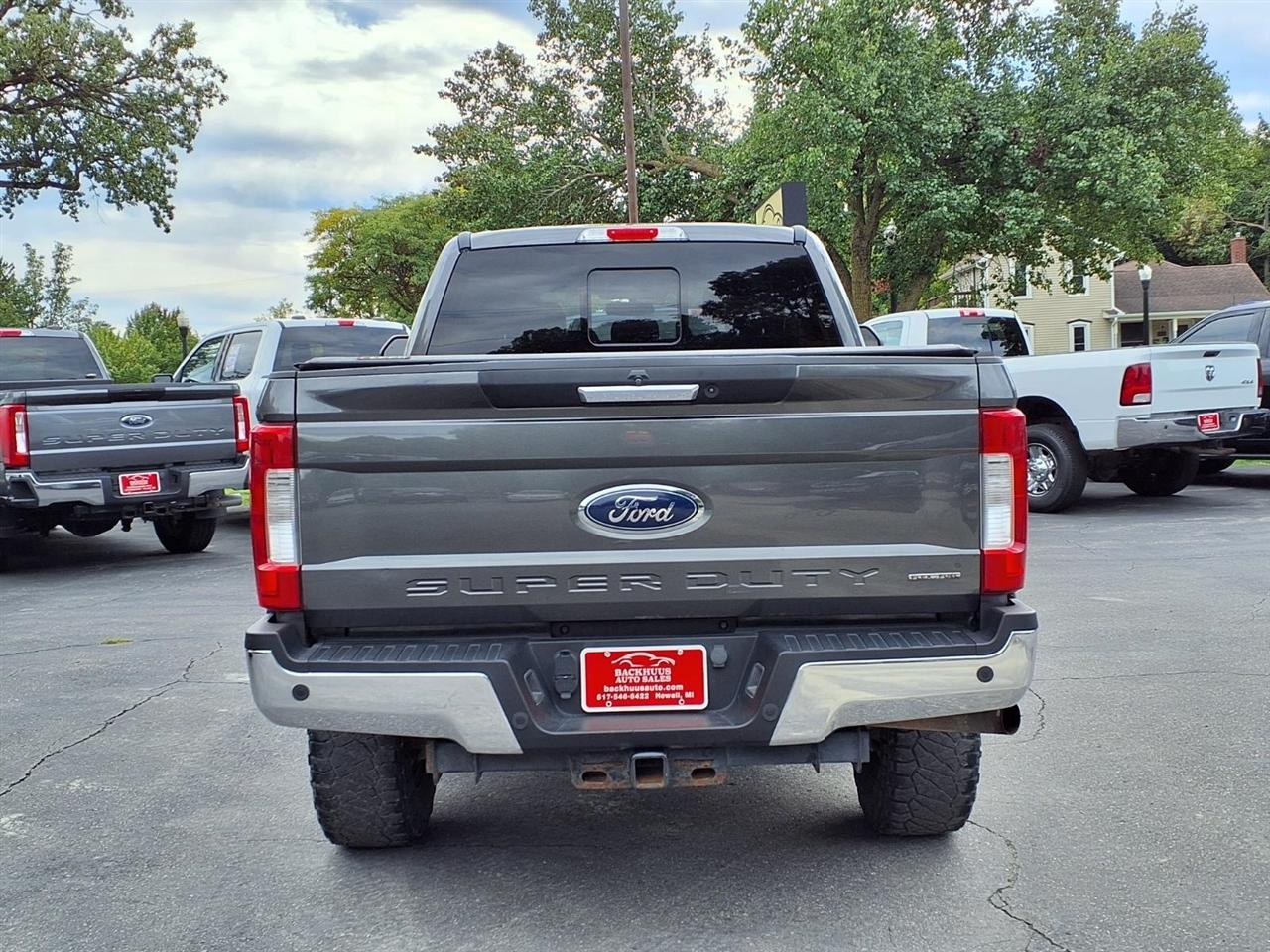 Ford Super Duty F-250 SRW King Ranch 4WD Crew Cab 8' Box 2019