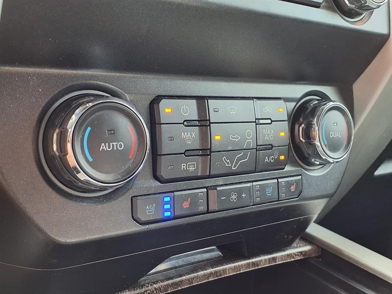 Ford Super Duty F-250 SRW King Ranch 4WD Crew Cab 8' Box 2019