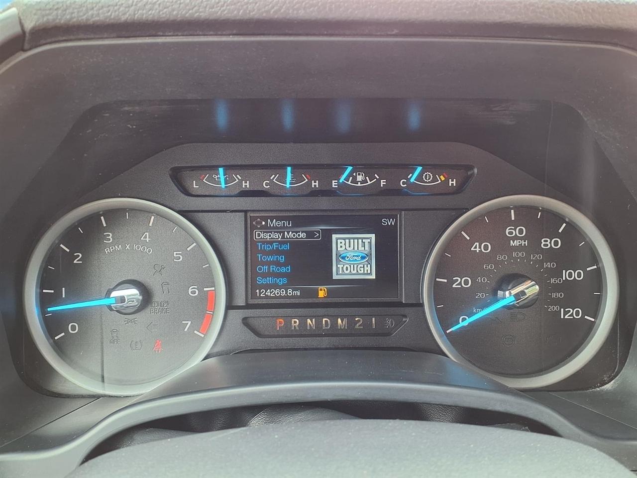 Ford Super Duty F-250 SRW XLT 4WD Reg Cab 8' Box 2018