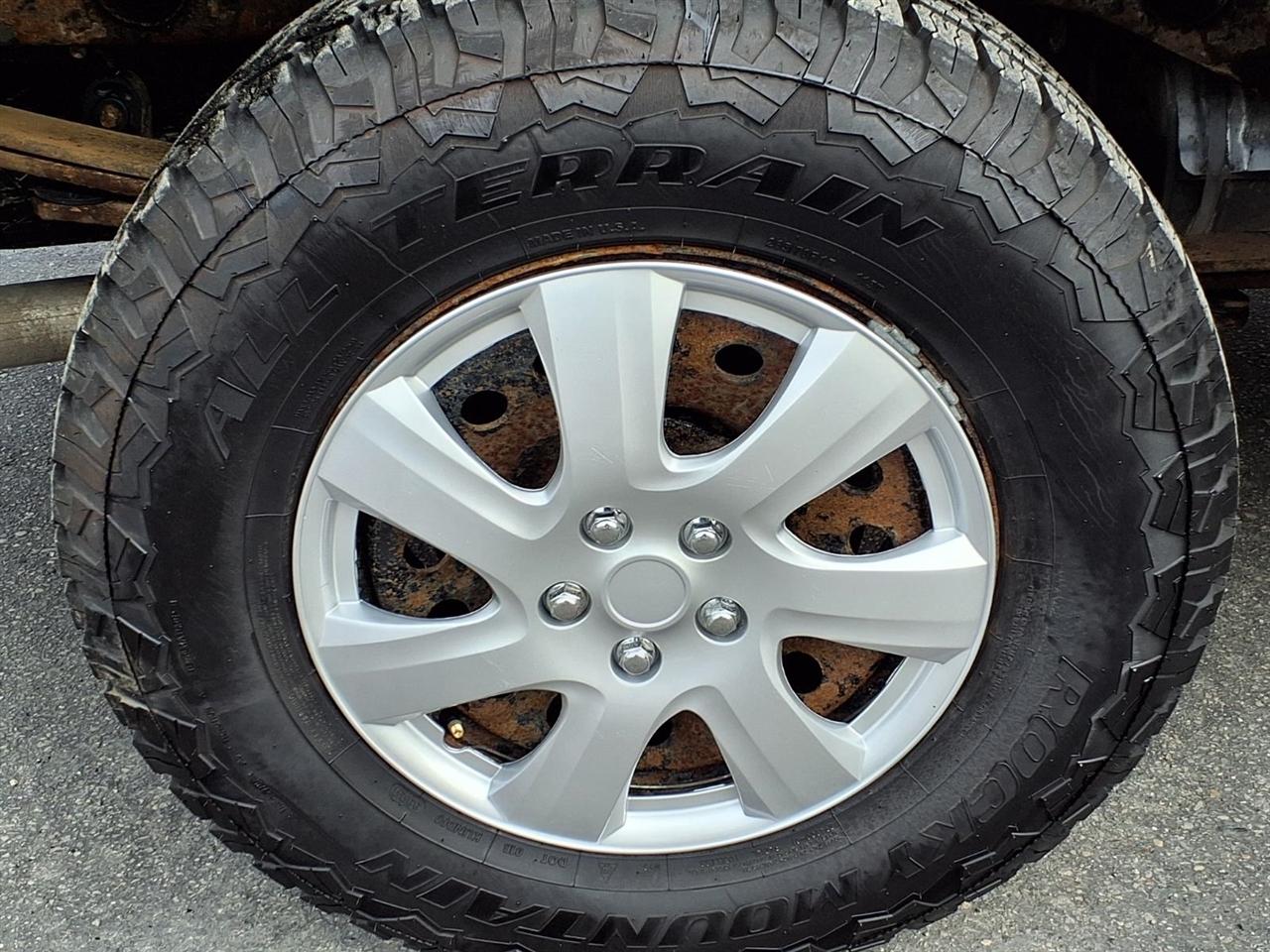 Chevrolet Silverado 1500 4WD Ext Cab 143.5" LT 2011