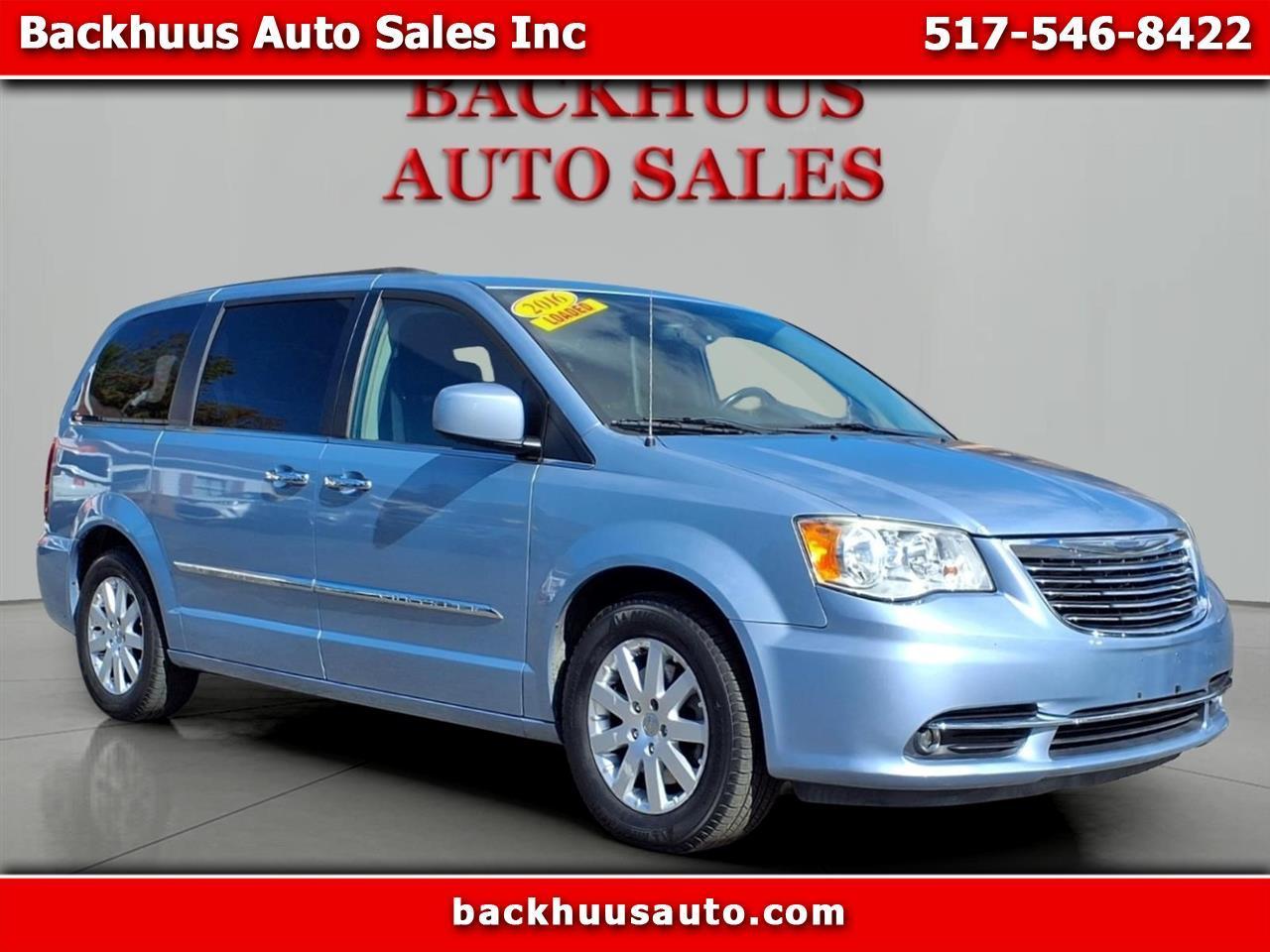2016 Chrysler Town & Country Touring