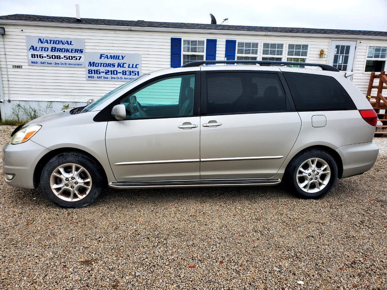 2005 Toyota Sienna XLE