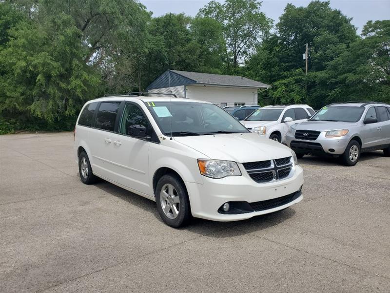 Buy Here Pay Here 2011 Dodge Grand Caravan Crew for Sale in Des Moines IA 50320 Calidelfy Auto, LLC.