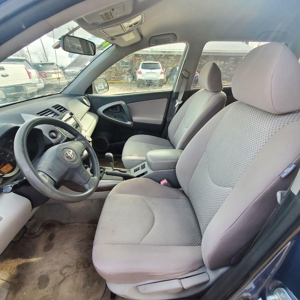 Toyota RAV4 Base I4 2WD 2008