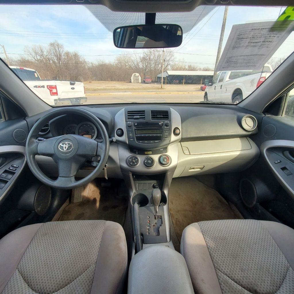 Toyota RAV4 Base I4 2WD 2008