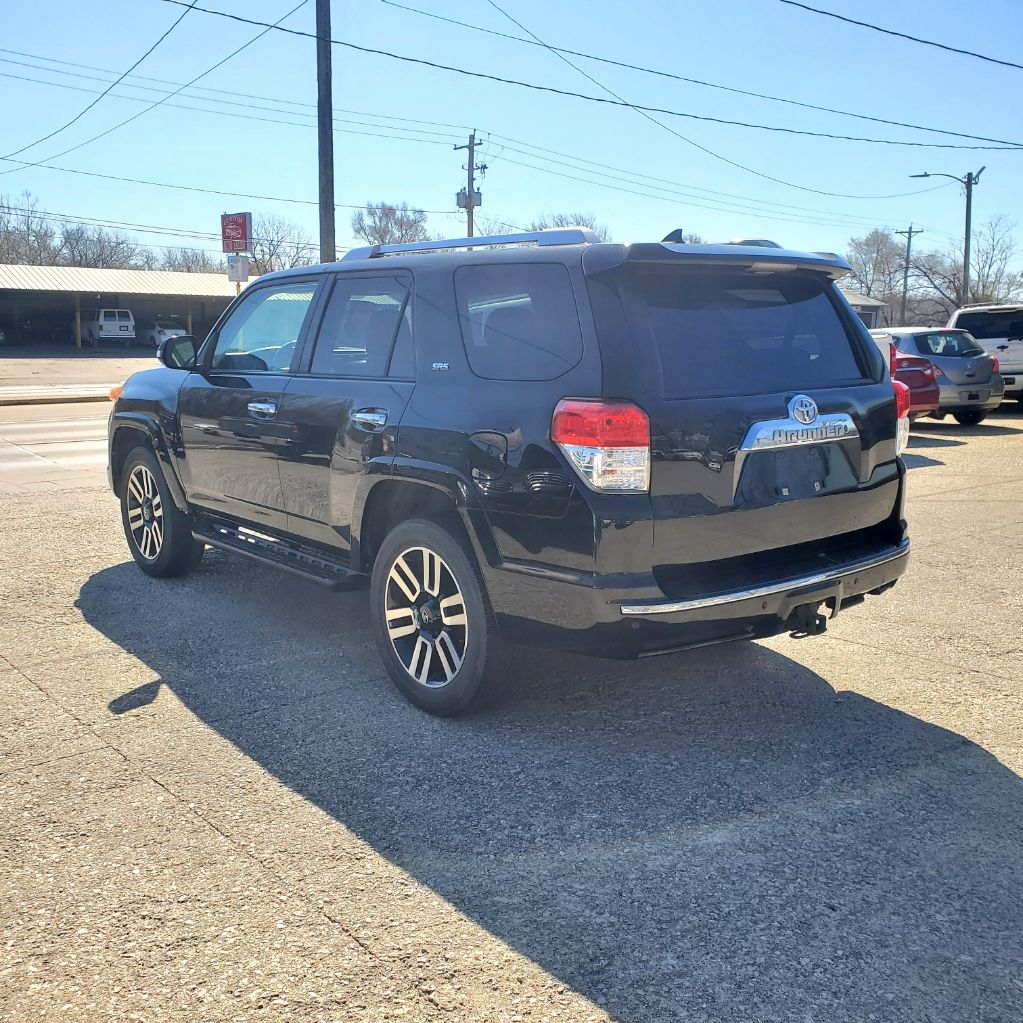 Toyota 4Runner SR5 4WD 2011 Toyota 4Runner SR5 4WD 2011