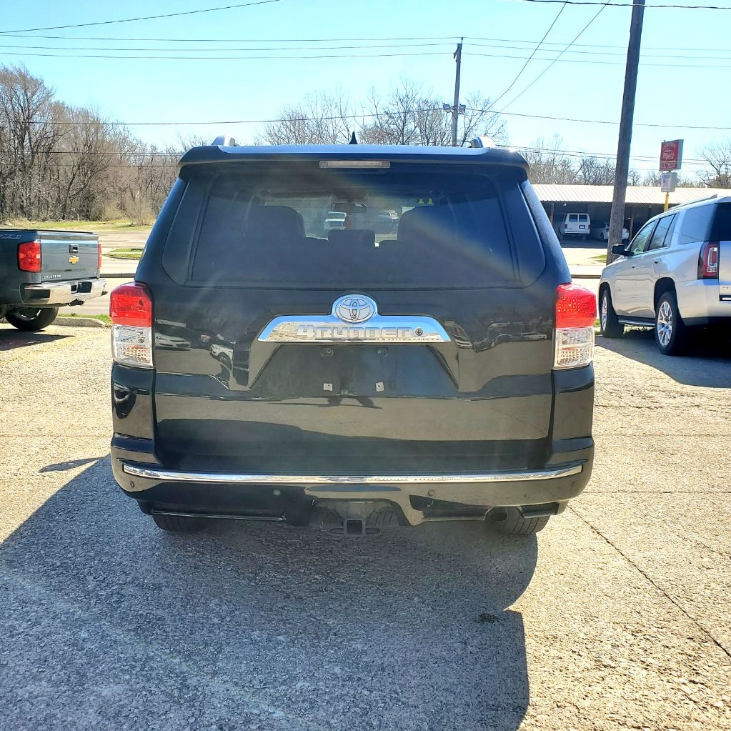 Toyota 4Runner SR5 4WD 2011 Toyota 4Runner SR5 4WD 2011