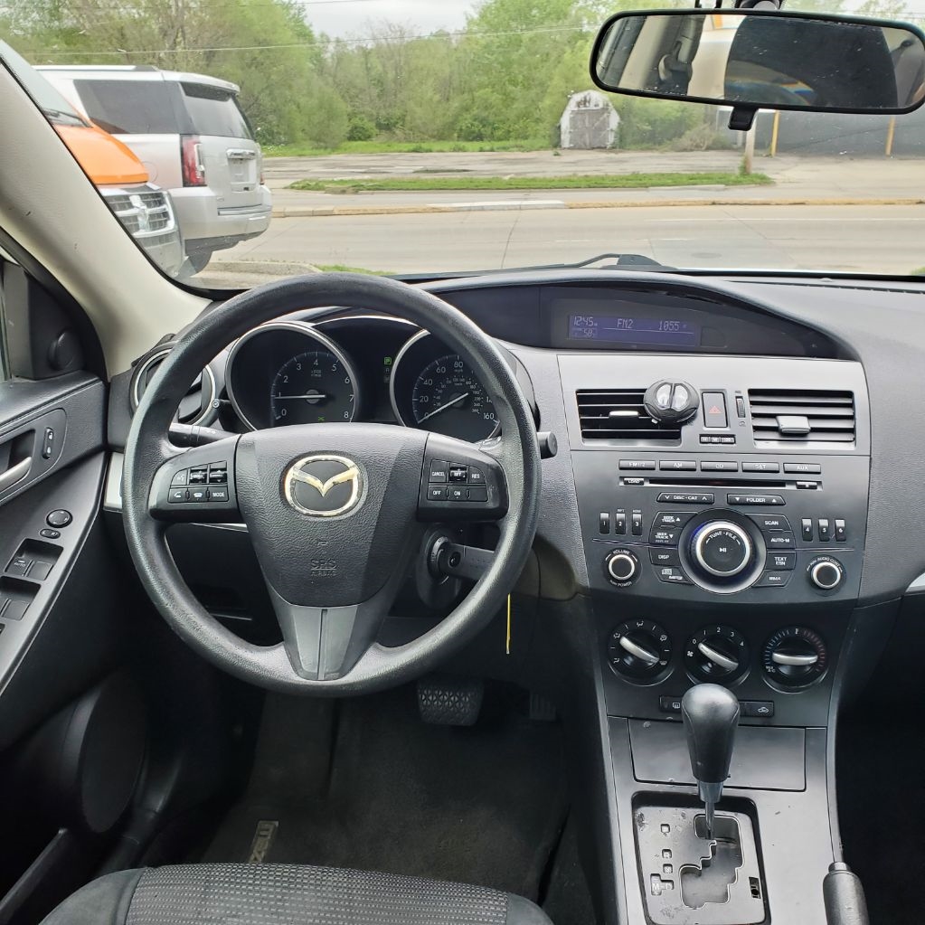 Mazda MAZDA3 i Touring 4-door 2012 Mazda MAZDA3 i Touring 4-door 2012