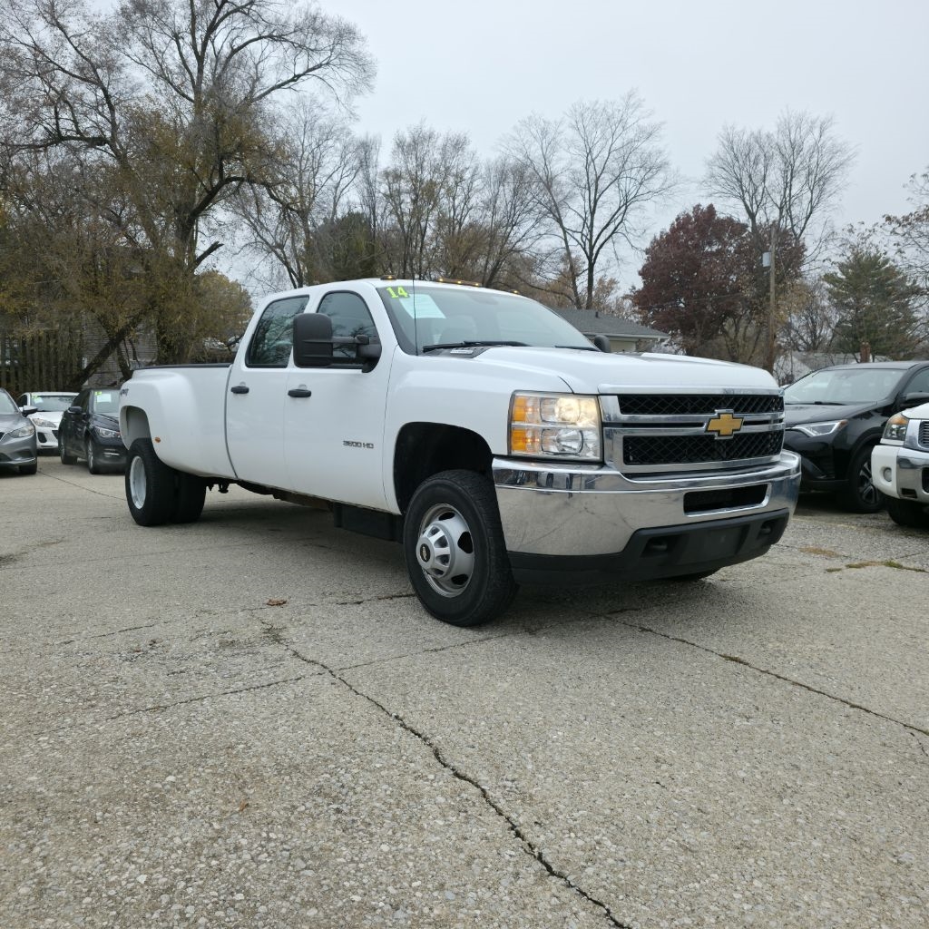 2014 Chevrolet Silverado 3500HD Work Truck Crew Cab 4WD