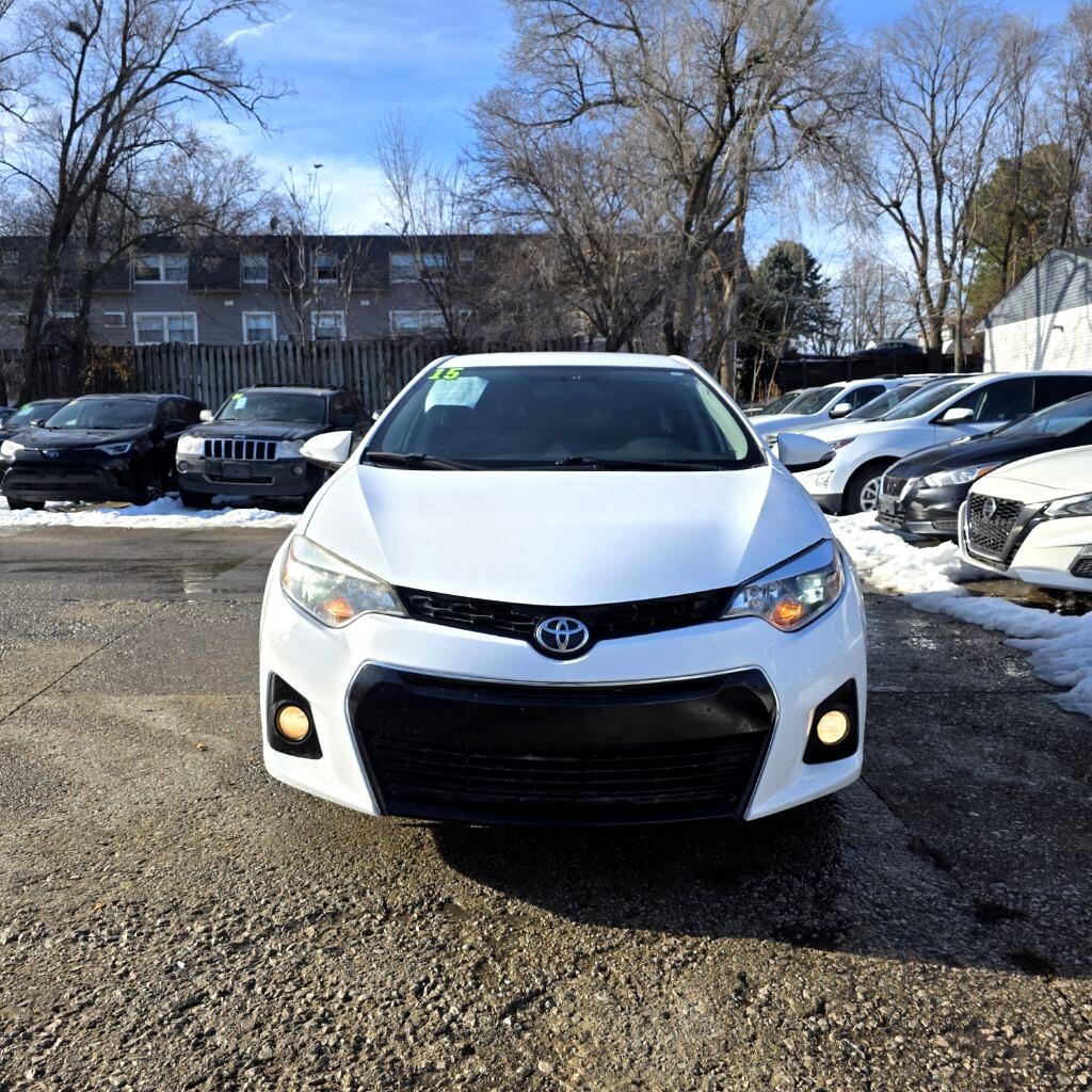 Toyota Corolla  2015