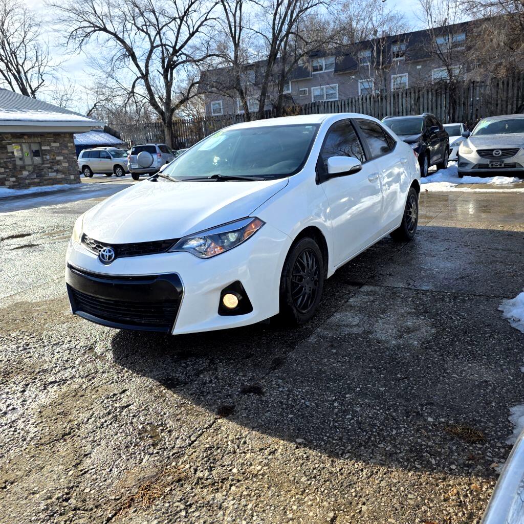 Toyota Corolla  2015