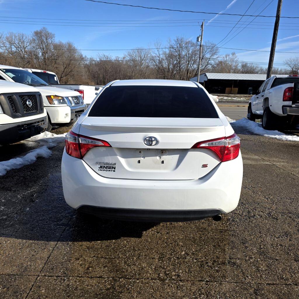 Toyota Corolla  2015