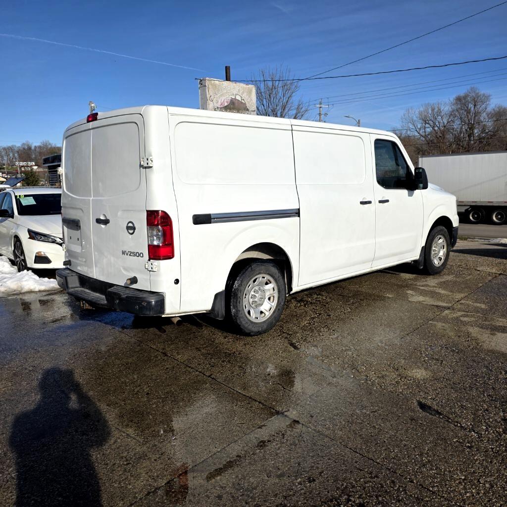 Nissan NV Cargo 2500 HD S V6 2018