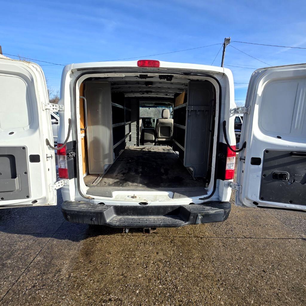 Nissan NV Cargo 2500 HD S V6 2018