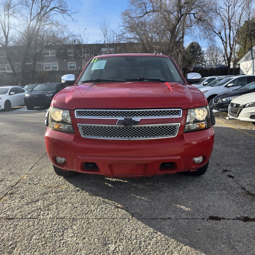 Chevrolet Avalanche LT 4WD 2011