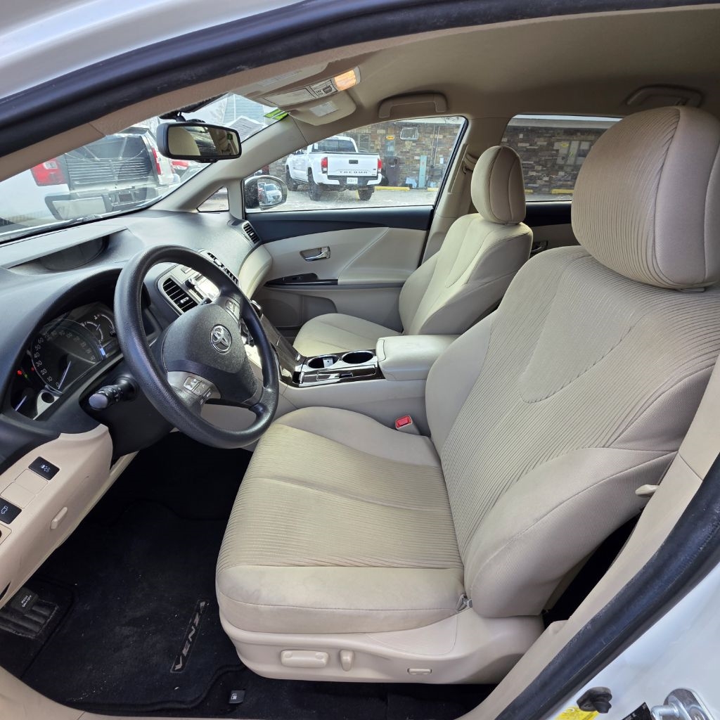 Toyota Venza AWD V6 2011