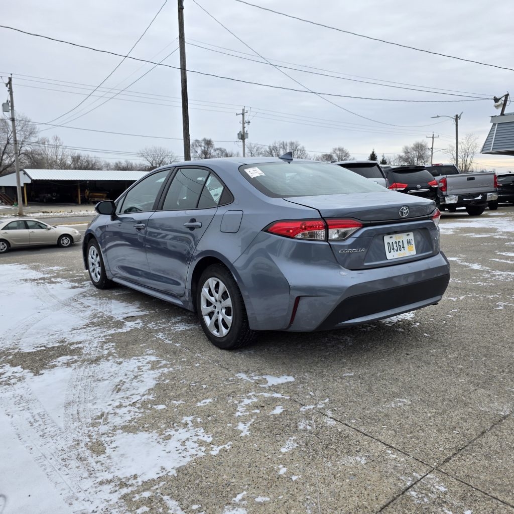 Toyota Corolla LE 2022