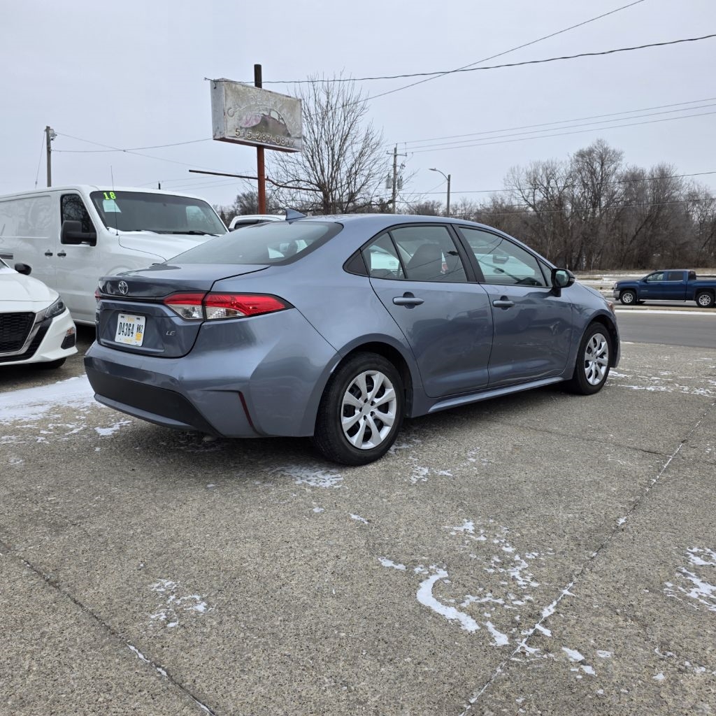Toyota Corolla LE 2022