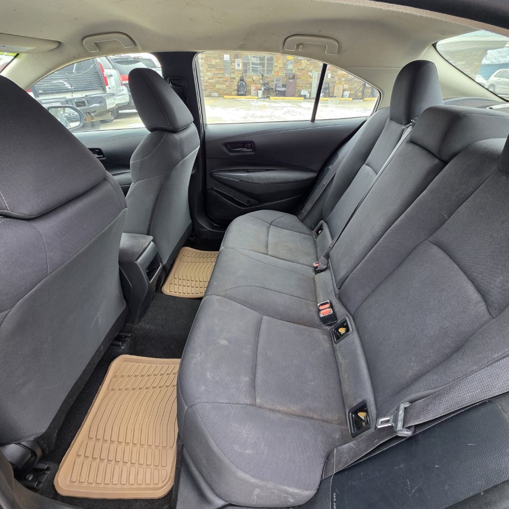 Toyota Corolla LE 2022