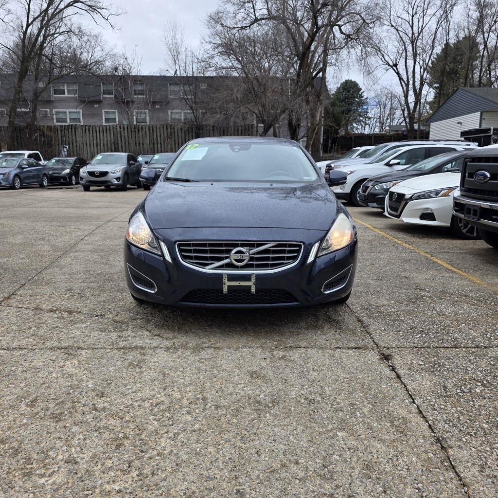 Volvo S60 T5 2012