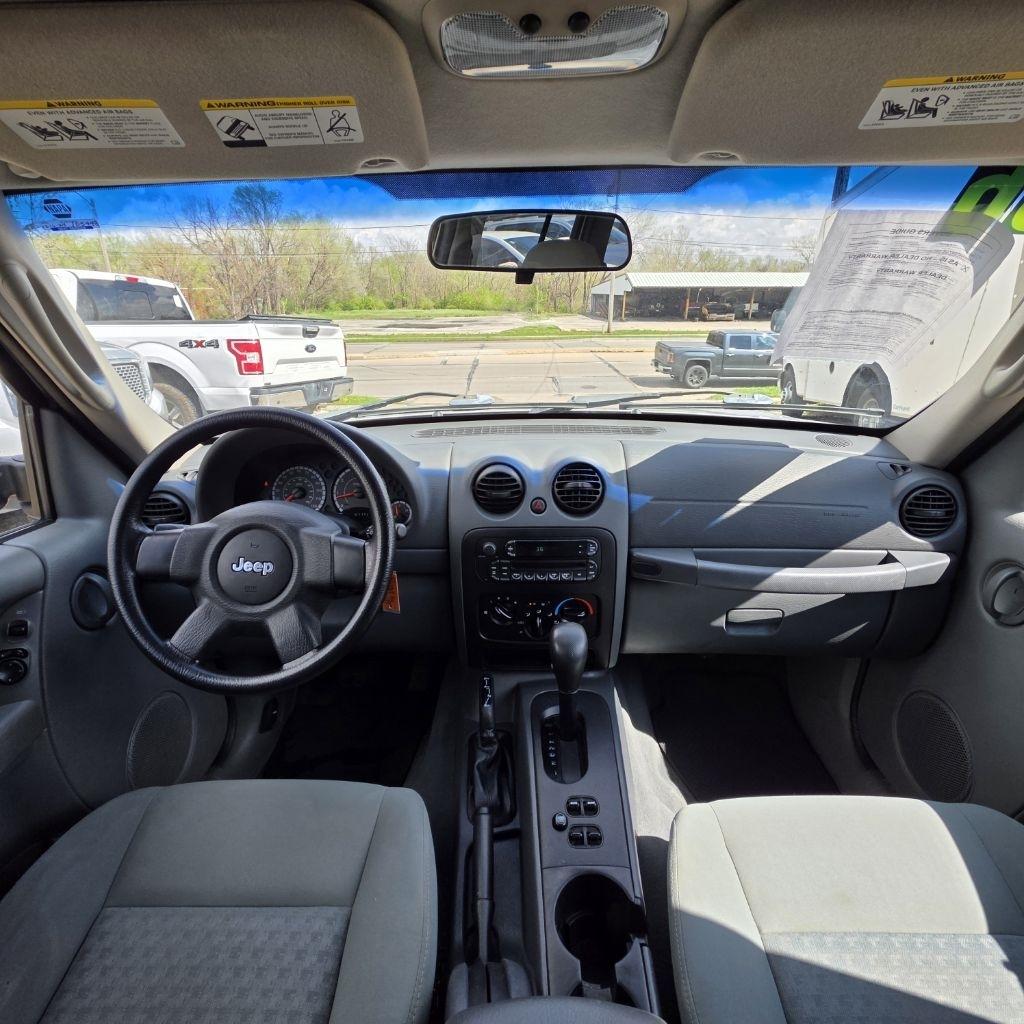 Jeep Liberty Sport 4WD 2006