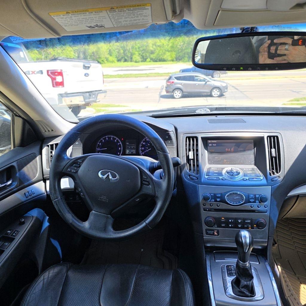 Infiniti G Sedan 37x AWD 2013