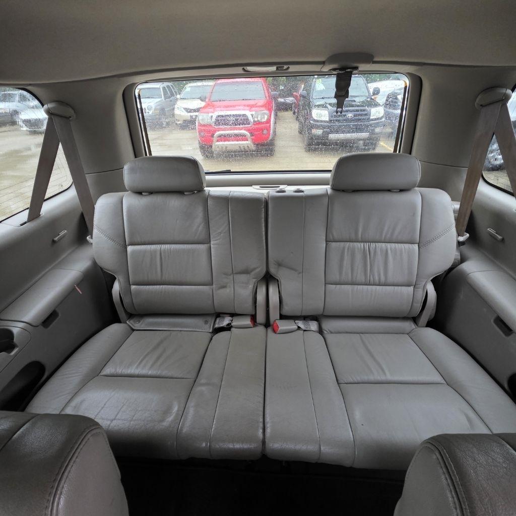 Toyota Sequoia Limited 4WD 2006
